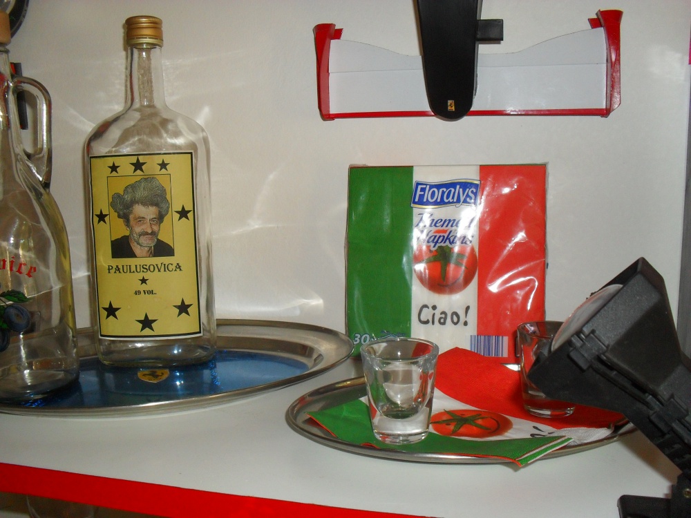 Piccolo Museo della Carta FERRARI - Karviná (Plná velikost v novém okně) Piccolo Museo della Carta FERRARI - Karviná