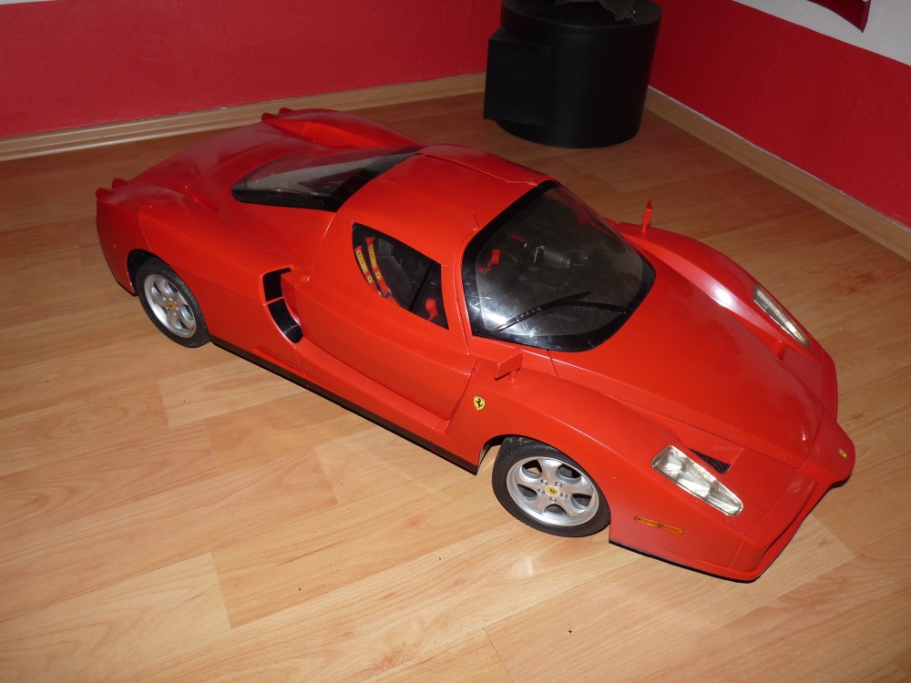 Piccolo Museo della Carta FERRARI - Karviná (Plná velikost v novém okně) Piccolo Museo della Carta FERRARI - Karviná