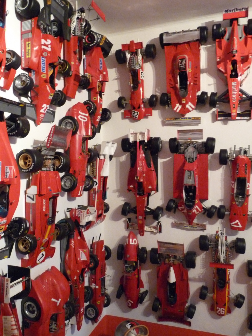 Piccolo Museo della Carta FERRARI - Karviná (Plná velikost v novém okně) Piccolo Museo della Carta FERRARI - Karviná