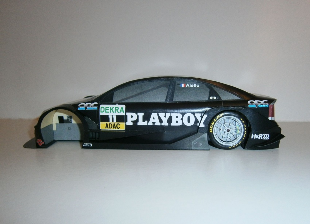 Opel Vectra GTS V8 - Team OPC Playboy DTM 2005 (Plná velikost v novém okně) Opel Vectra GTS V8 - Team OPC Playboy DTM 2005