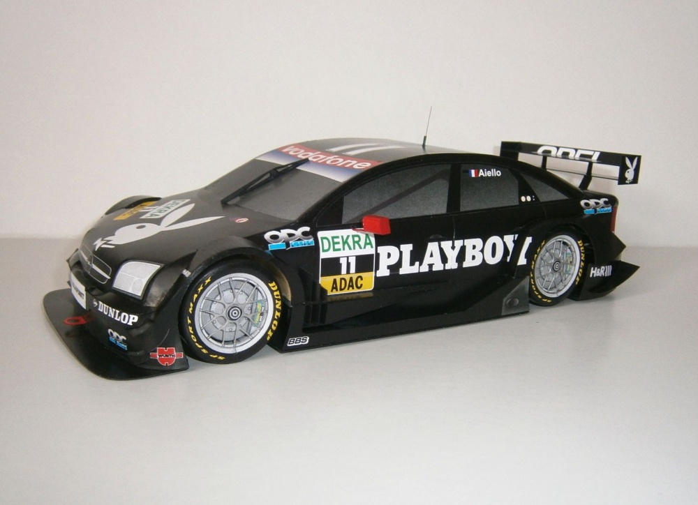 Opel Vectra GTS V8 - Team OPC Playboy DTM 2005 (Plná velikost v novém okně) Opel Vectra GTS V8 - Team OPC Playboy DTM 2005