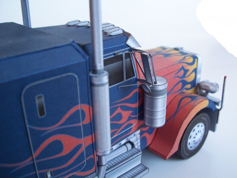Optimus Prime - vehicle mode Optimus Prime - vehicle mode