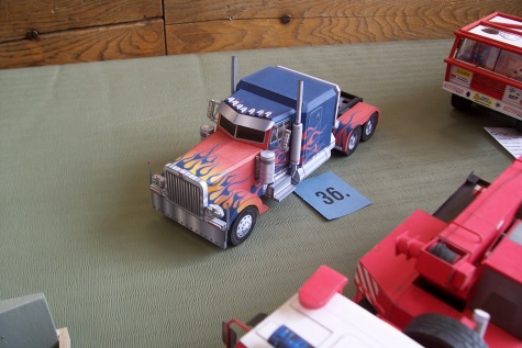 Optimus Prime - vehicle mode