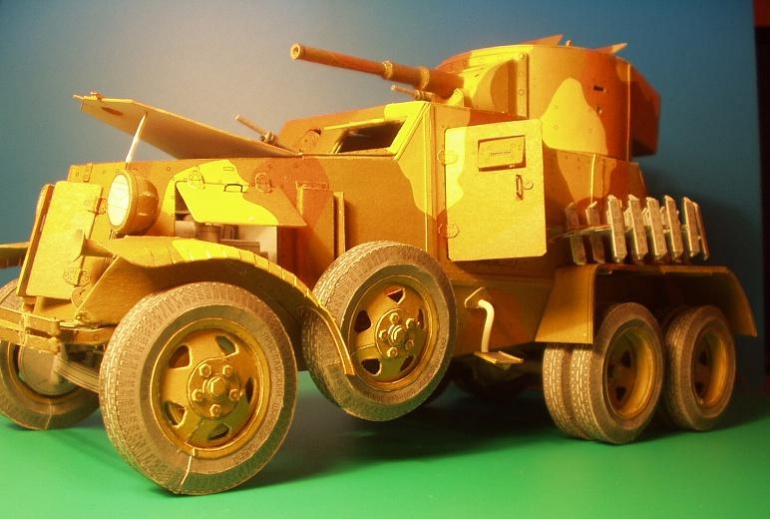 31563