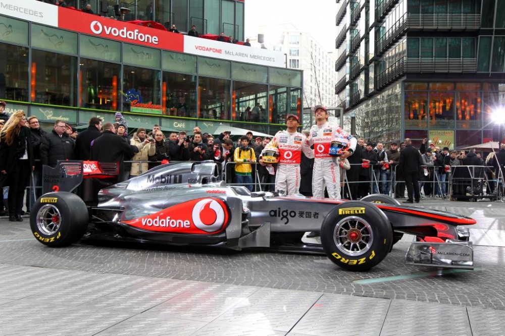 r�zne F1