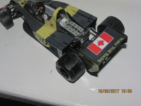 r�zne F1