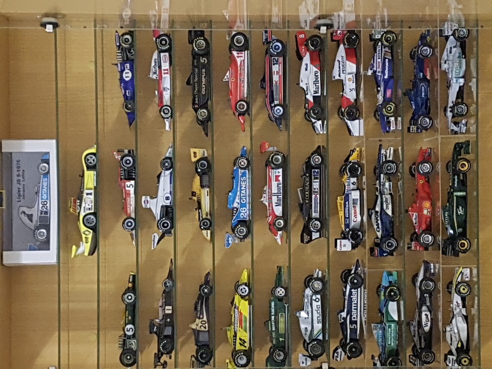 rôzne F1 (Plná velikost v novém okně) rôzne F1