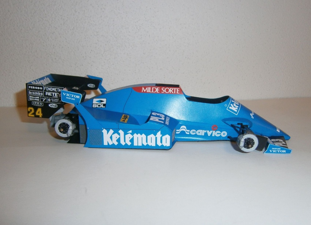 Osella FA1F Alfa Romeo - Piercarlo Ghinzani, GP Brazil 1984 (Plná velikost v novém okně) Osella FA1F Alfa Romeo - Piercarlo Ghinzani, GP Brazil 1984