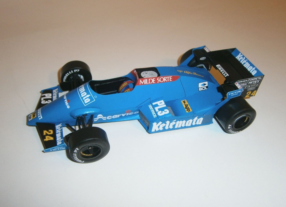 Osella FA1F Alfa Romeo - Piercarlo Ghinzani, GP Brazil 1984 (Plná velikost v novém okně) Osella FA1F Alfa Romeo - Piercarlo Ghinzani, GP Brazil 1984