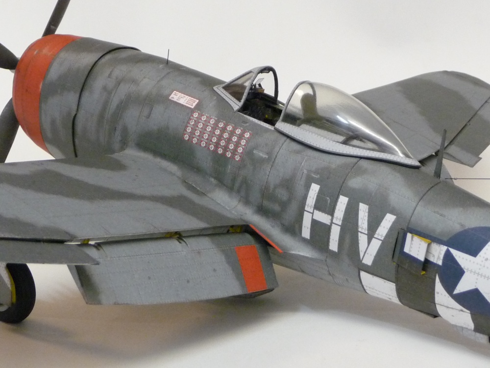 P-47D Thunderbolt (Plná velikost v novém okně) P-47D Thunderbolt