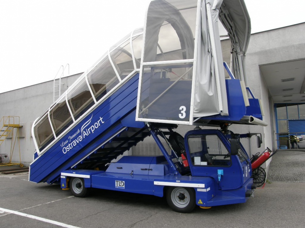 168405