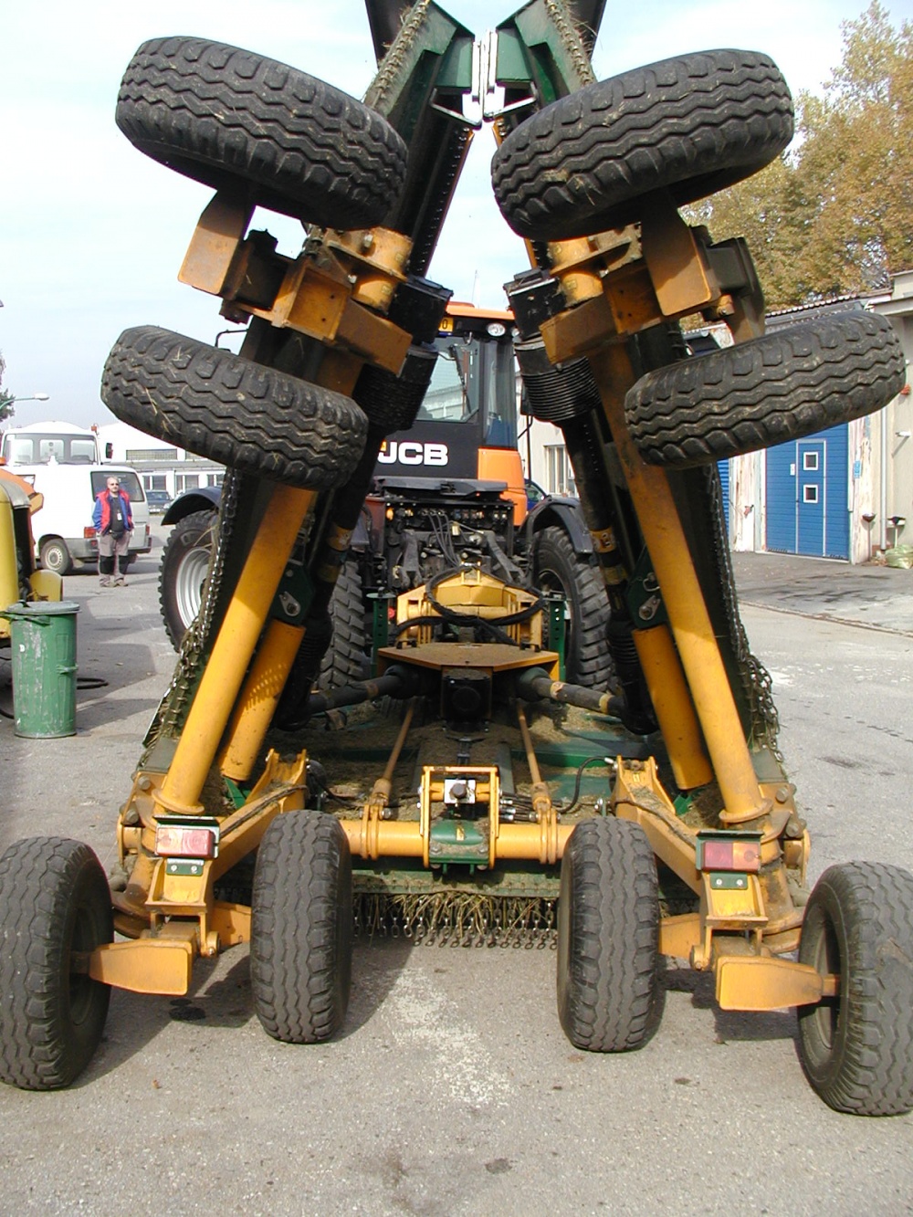 220986
