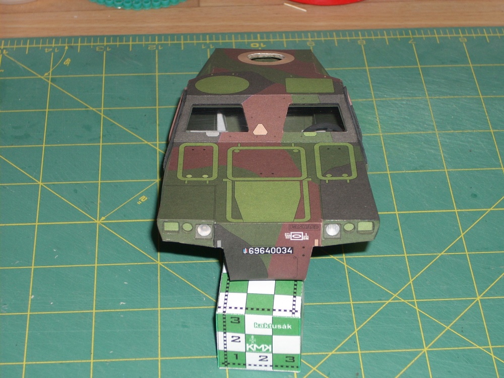 PANHARD VBL (Plná velikost v novém okně) PANHARD VBL