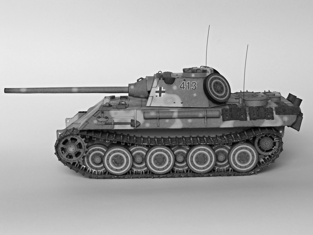 Panther Ausf. F (Plná velikost v novém okně) Panther Ausf. F