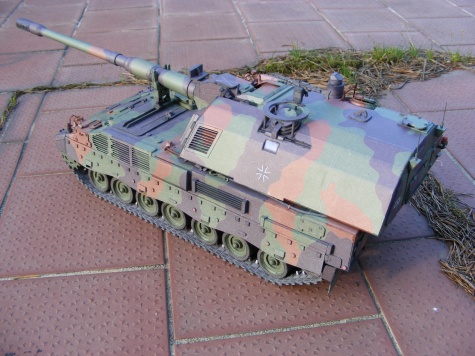 Panzer Haubitze 2000