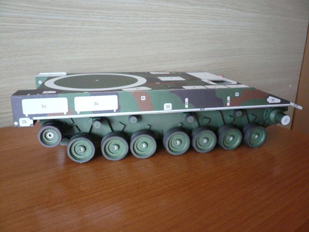 Panzer Haubitze 2000 (Plná velikost v novém okně) Panzer Haubitze 2000