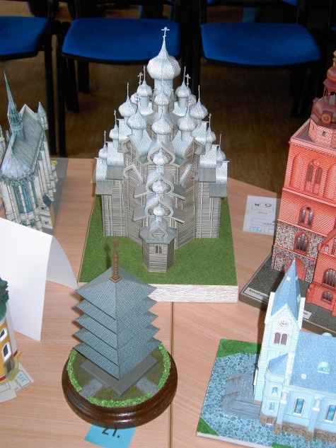 PAP�R  CHODOV  2010