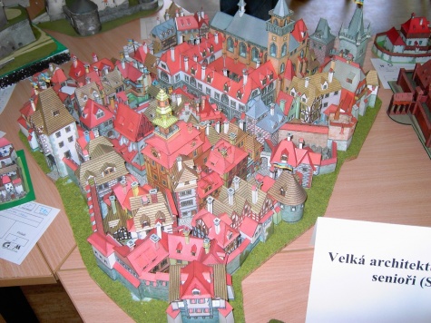 PAP�R  CHODOV  2010