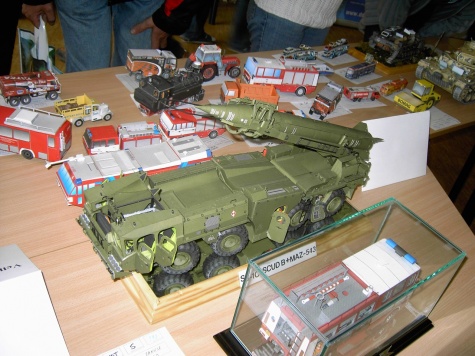 PAP�R  CHODOV  2010