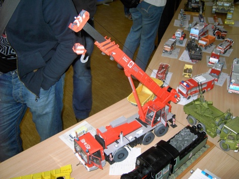 PAP�R  CHODOV  2010