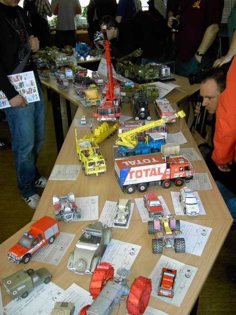PAP�R  CHODOV  2010