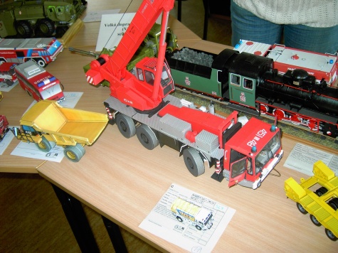 PAP�R  CHODOV  2010