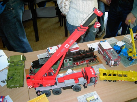 PAP�R  CHODOV  2010