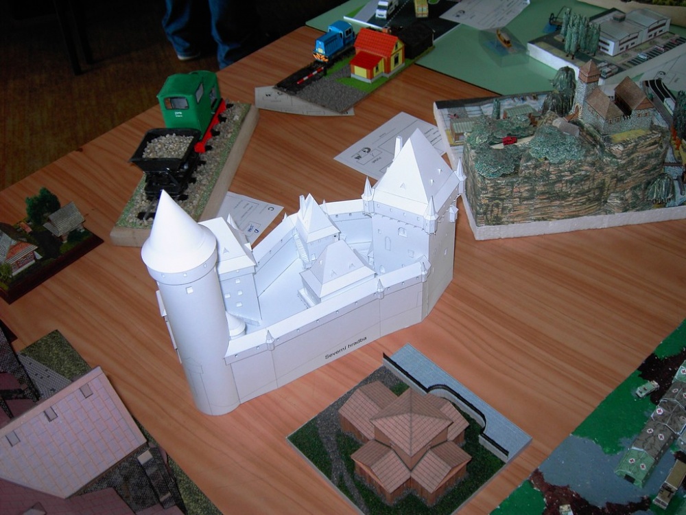 PAP�R CHODOV 2011