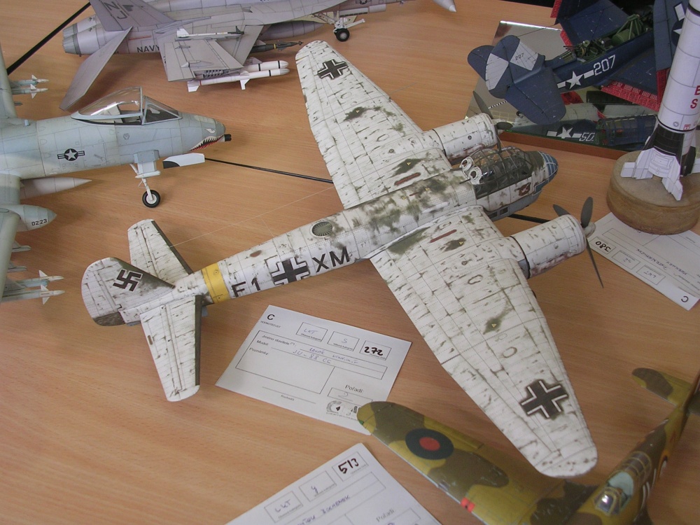 Pap�r show 2012 - Ostrava