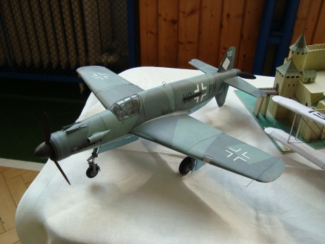 Pap�r show 2012-Ostrava