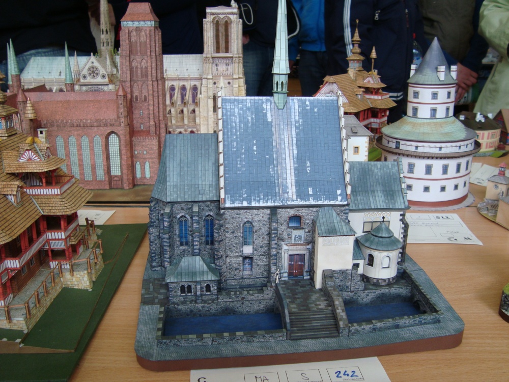 Pap�r show 2012-Ostrava