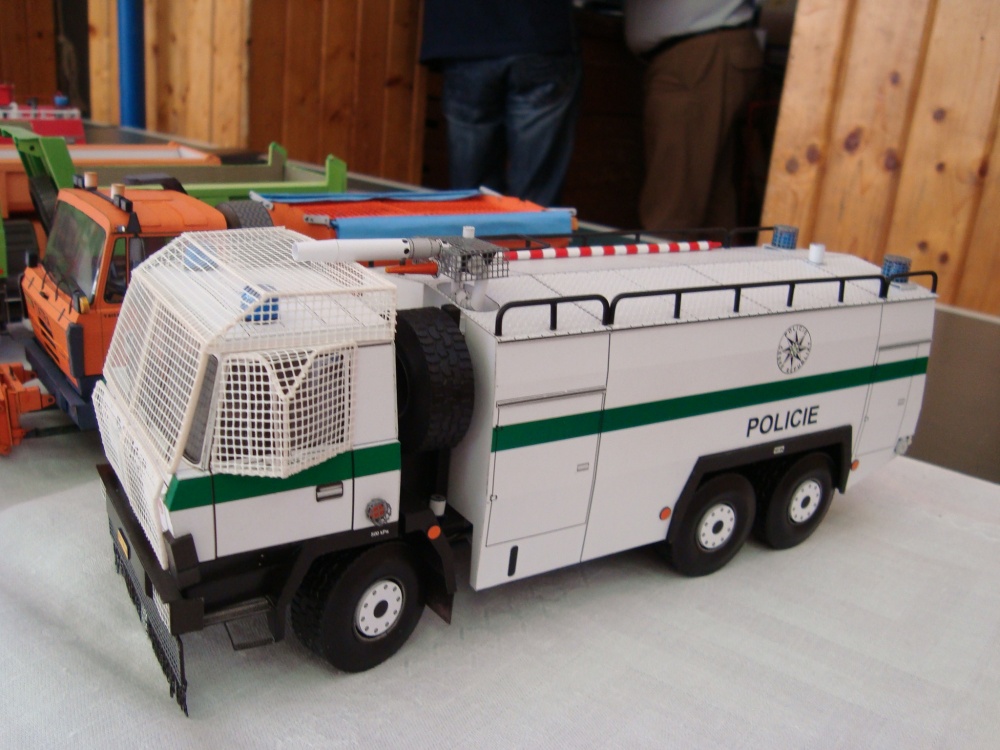 Pap�r show 2012-Ostrava