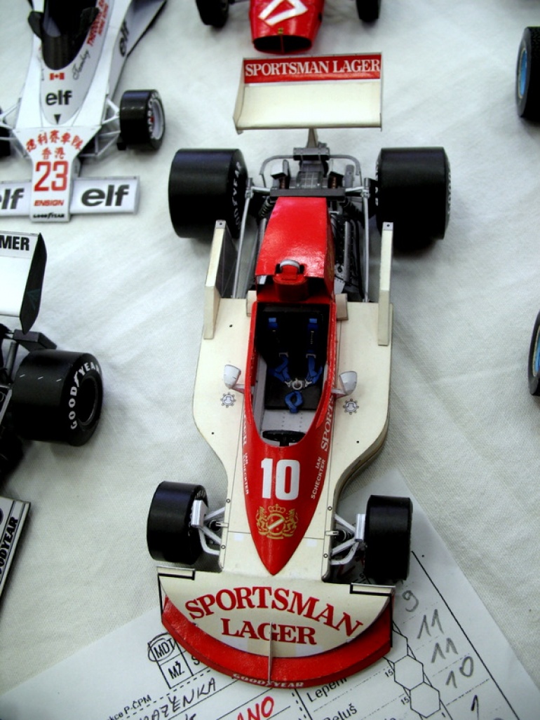 Pap�r show Ostrava