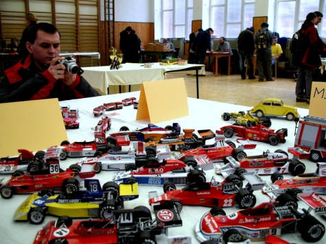 Pap�r show Ostrava