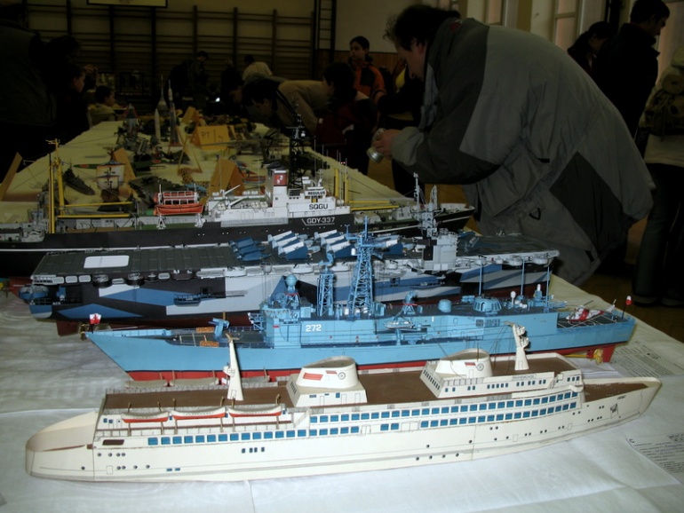 Pap�r show Ostrava