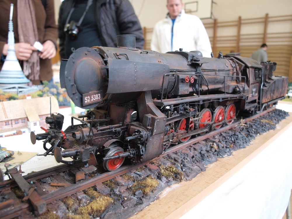 Pap�r show Ostrava