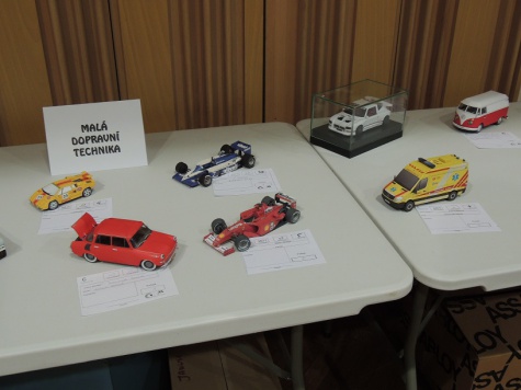 Pap�rov� r��e 2015
