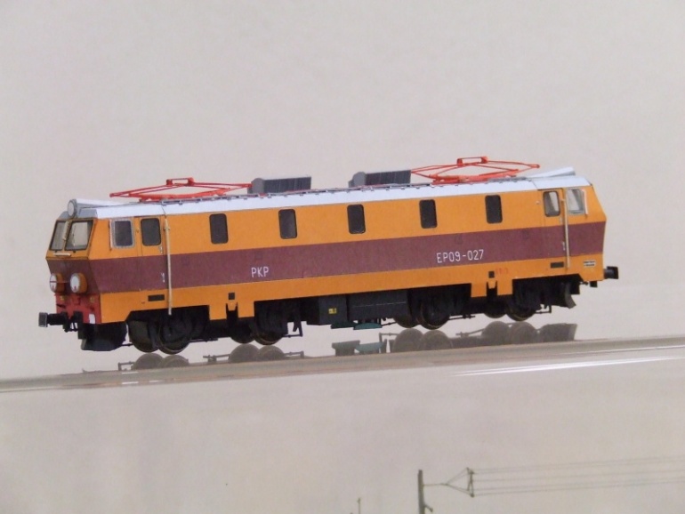 39855