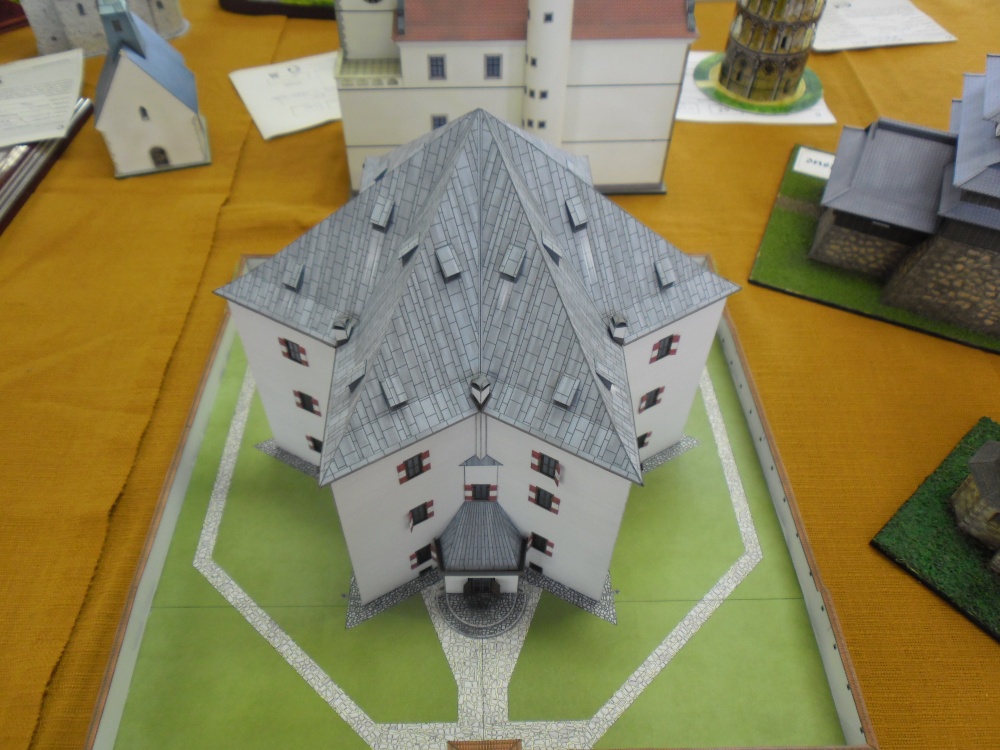 Pap�rov� jaro 2012 Praha-Chodov