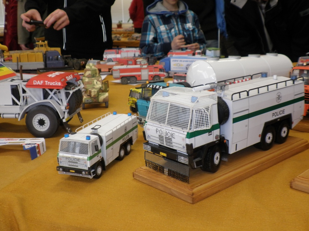 Pap�rov� jaro Chodov 2013