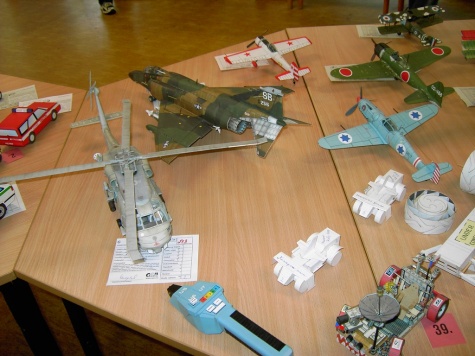 PAP�ROV� JARO PRAHA CHODOV 2009