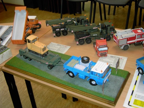 PAP�ROV� JARO PRAHA CHODOV 2009