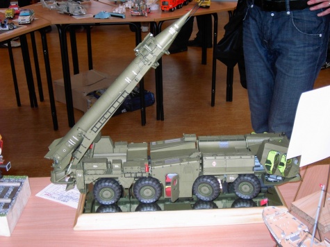 PAP�ROV� JARO PRAHA CHODOV 2009