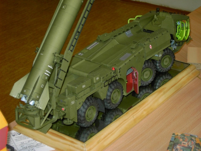 PAP�ROV� JARO PRAHA CHODOV 2009