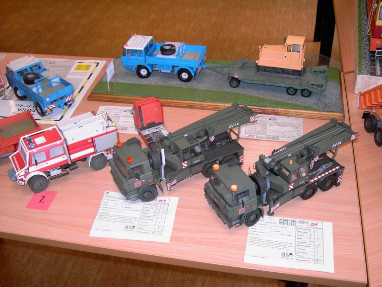 39438