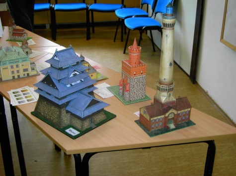 PAP�ROV� JARO PRAHA CHODOV 2009