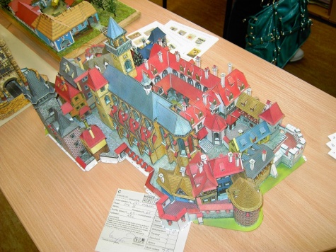 PAP�ROV� JARO PRAHA CHODOV 2009