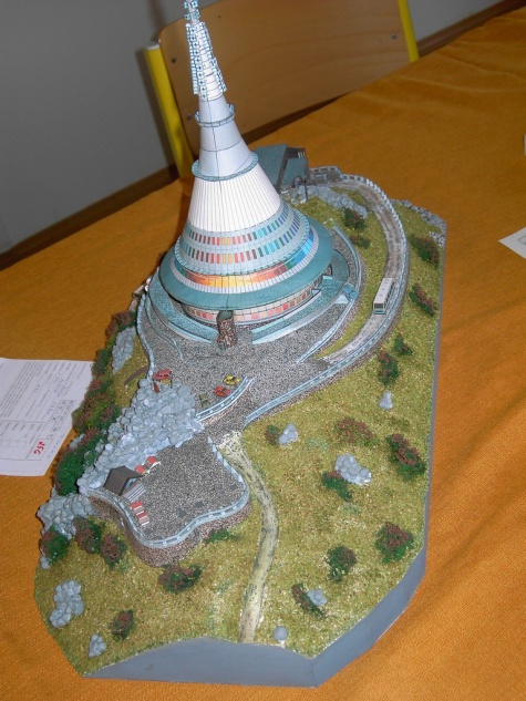 PAP�ROV� JARO PRAHA CHODOV 2009