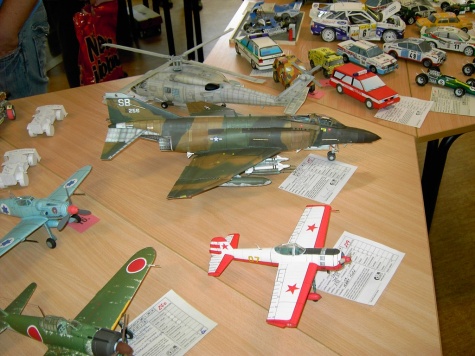 PAP�ROV� JARO PRAHA CHODOV 2009