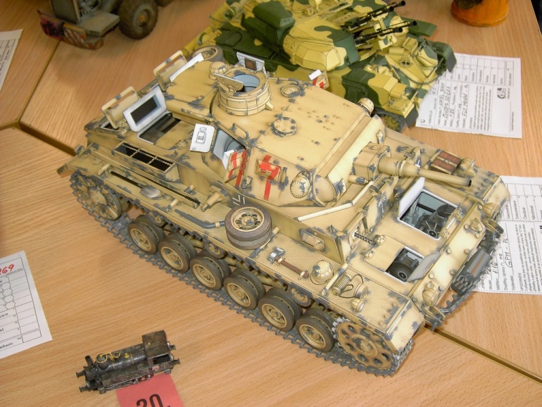 PAP�ROV� JARO PRAHA CHODOV 2009